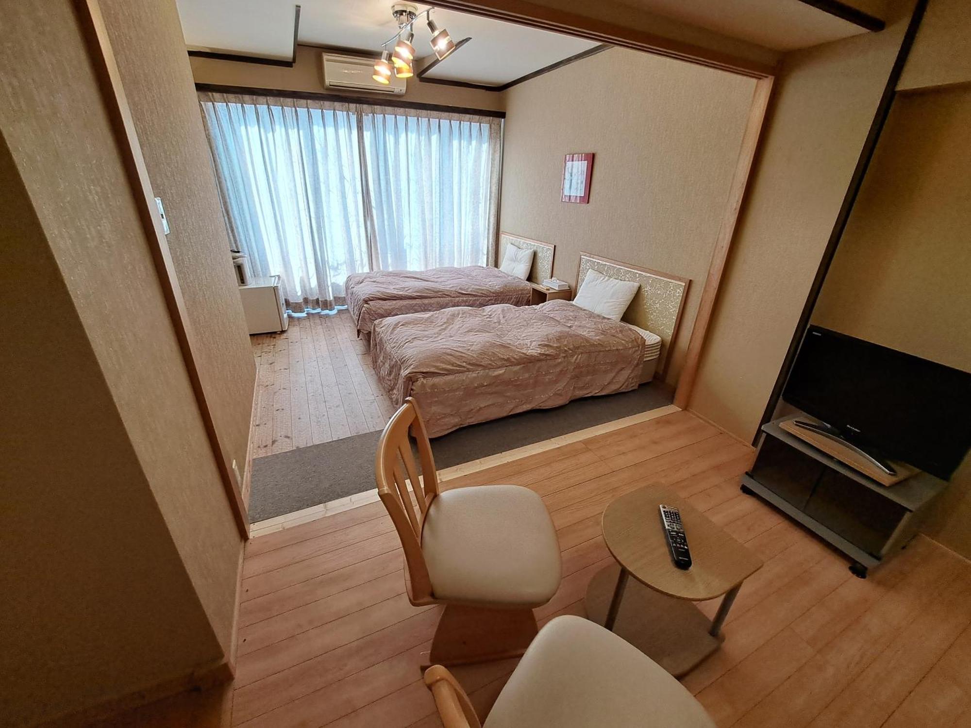 民宿ｉｎｎ しらはま　駅の宿 白浜町 エクステリア 写真